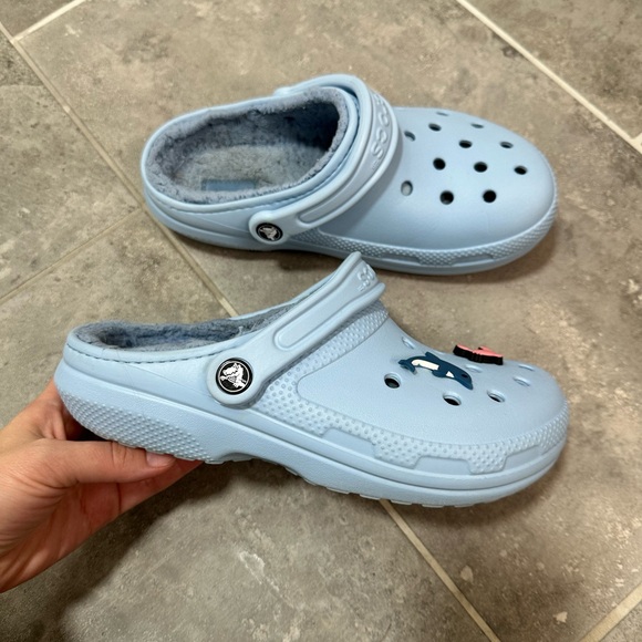 Crocs Classic Lined Clogs - Picture 3 of 9